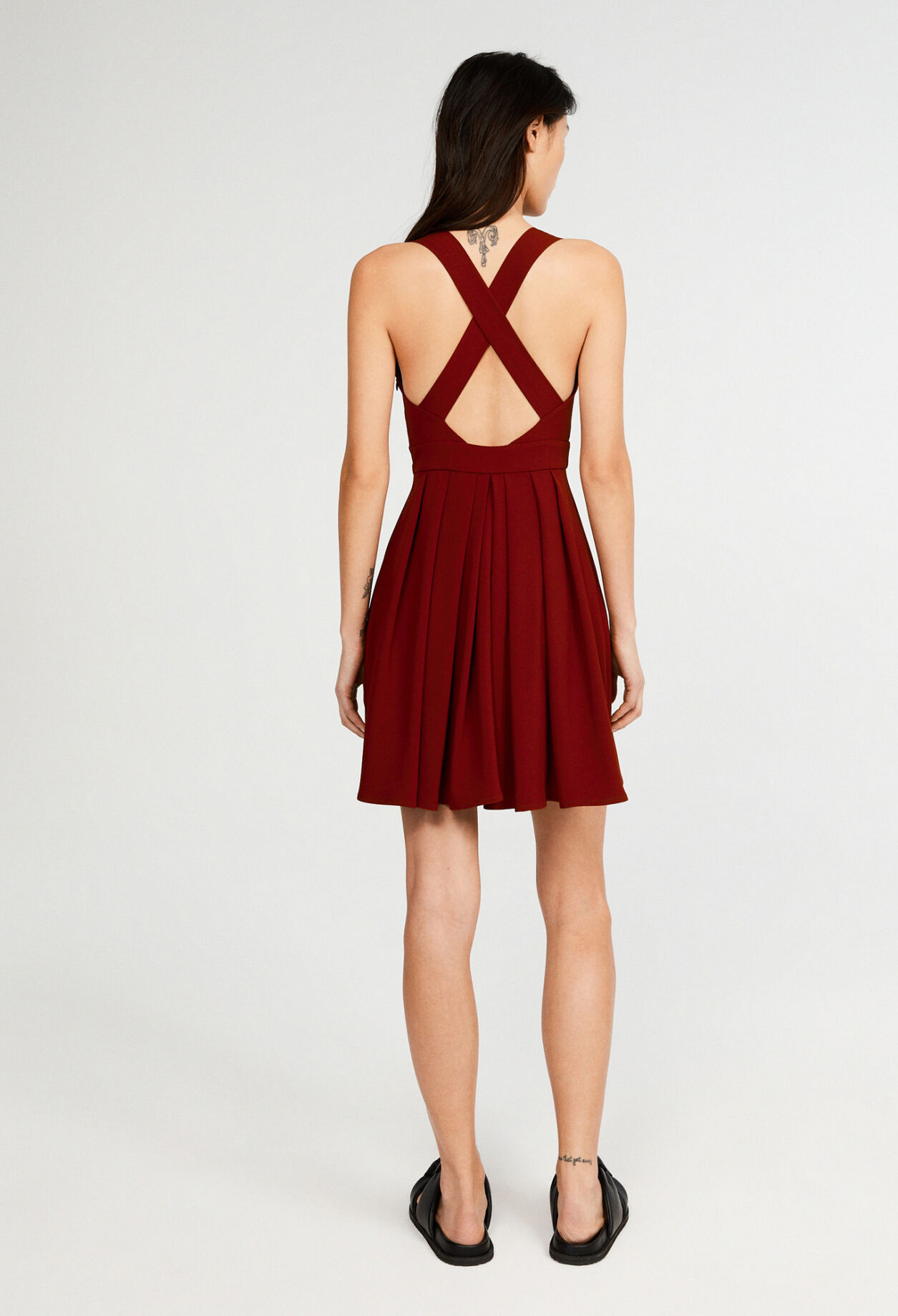 Ärmelloses, kurzes Kleid