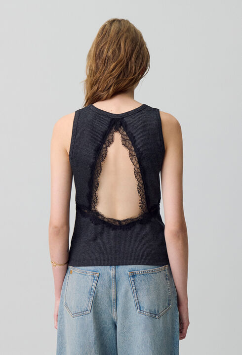 Ärmelloses T-Shirt mit Spitze
