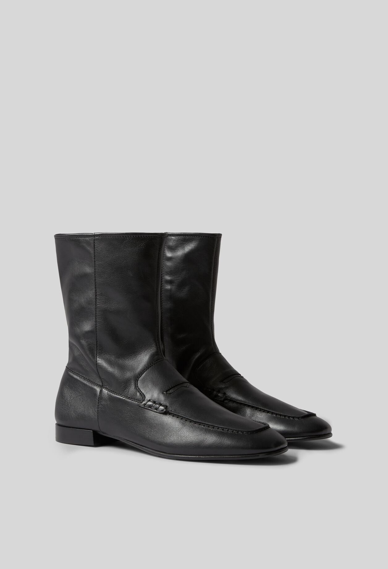 Mokassin-Stiefeletten aus Leder