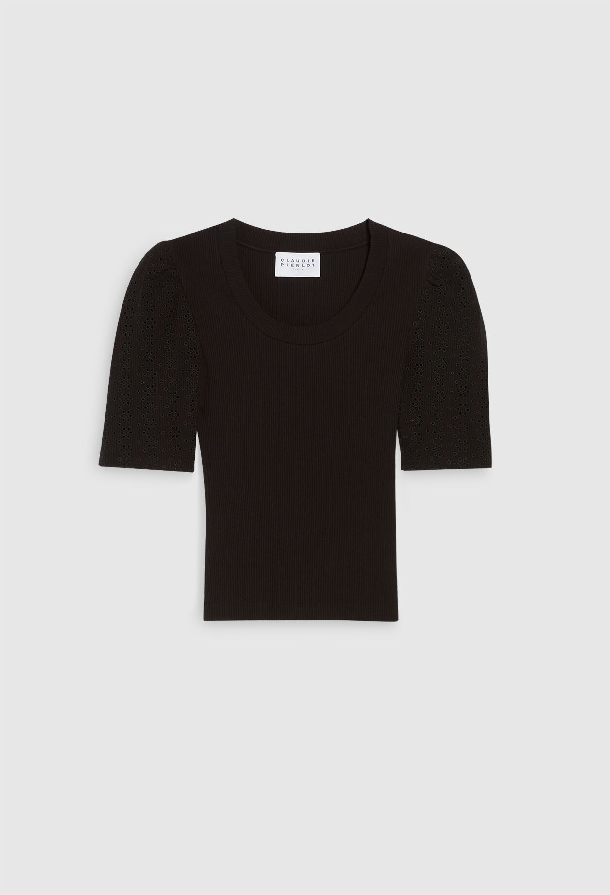 Besticktes T-Shirt