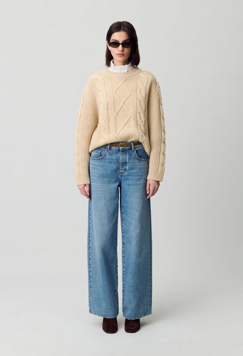 Weit geschnittener, dicker Pullover