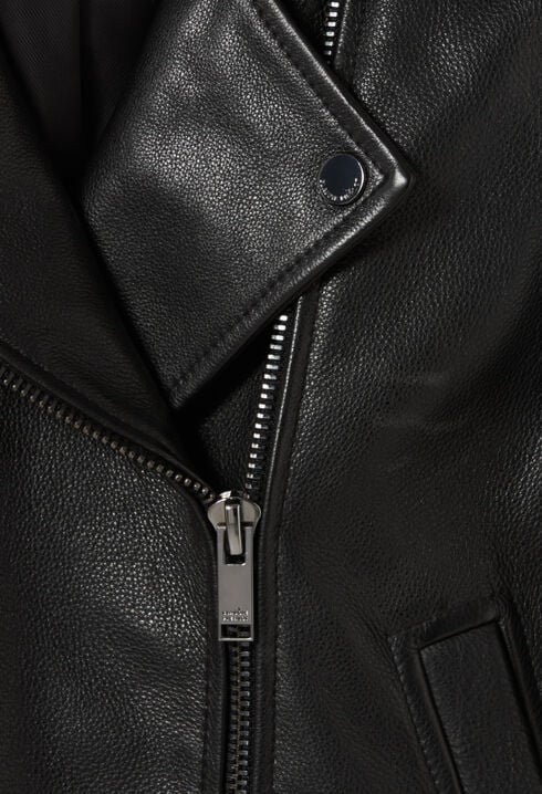 Jacke aus genarbtem schwarzem Leder 