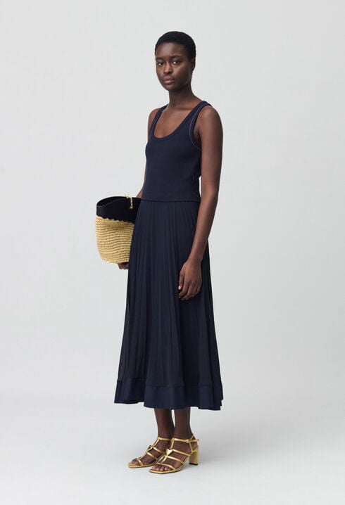 Langes, plissiertes Kleid, marineblau