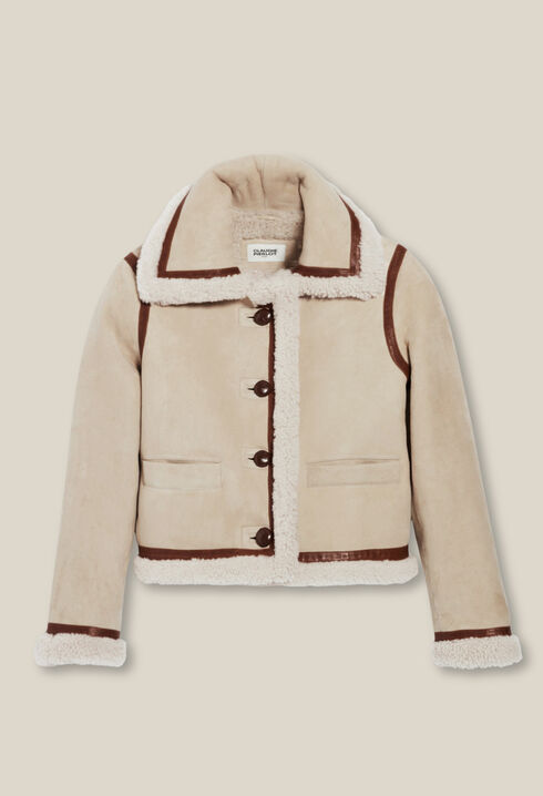Beigefarbene Lammfelljacke