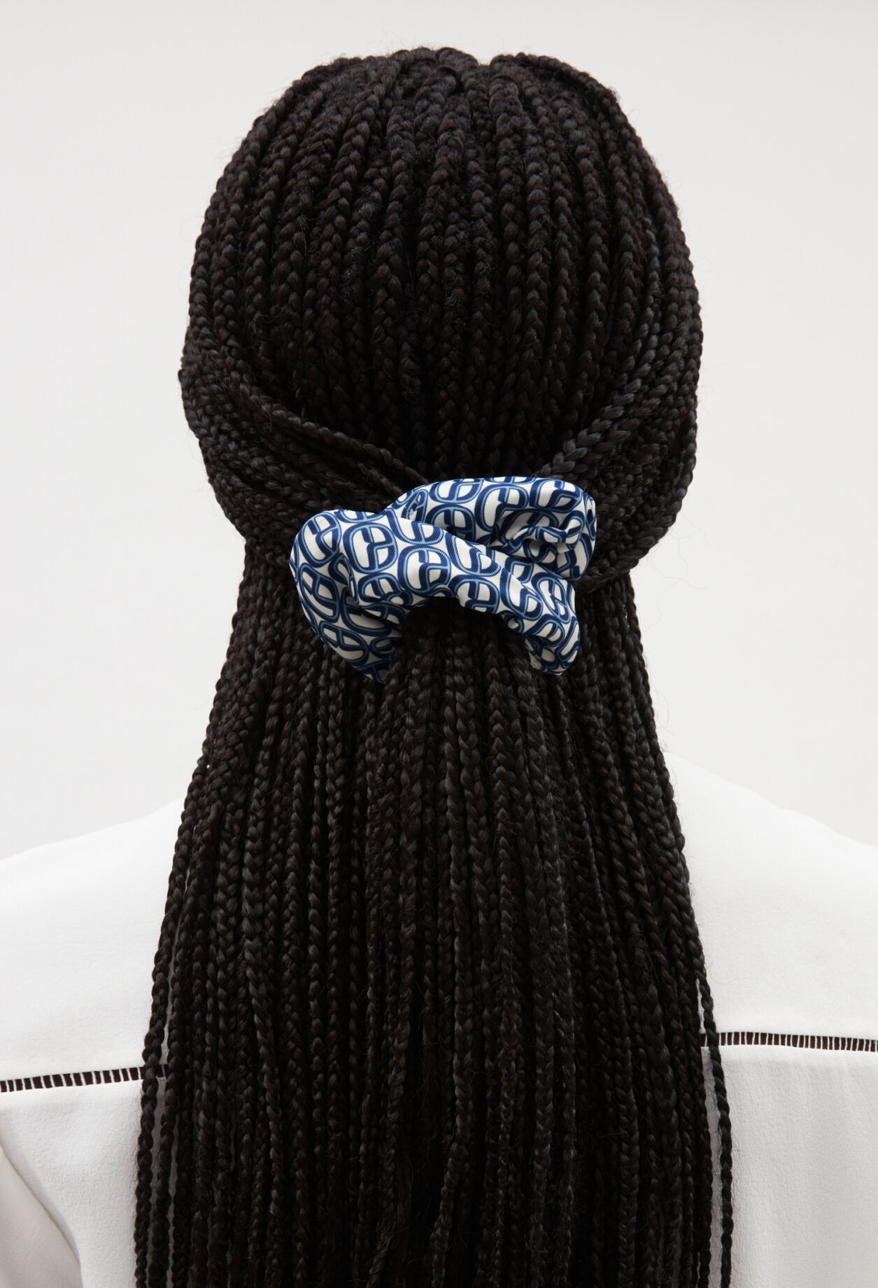Monogramm-Stoffhaargummi, blau