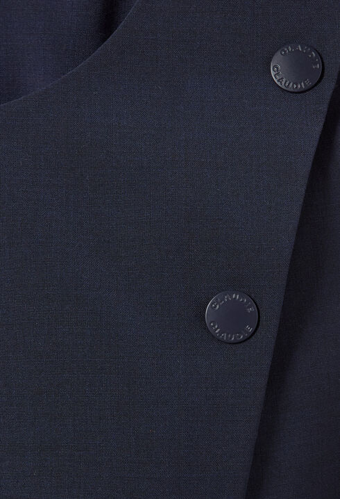 Tailliertes &auml;rmelloses Top