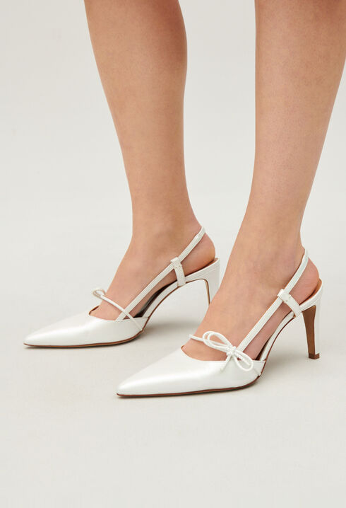 Perlmuttfarbene Leder-Pumps