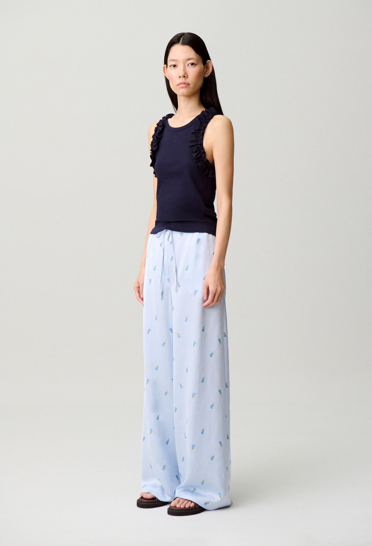 Besticktes Baumwoll-T-Shirt