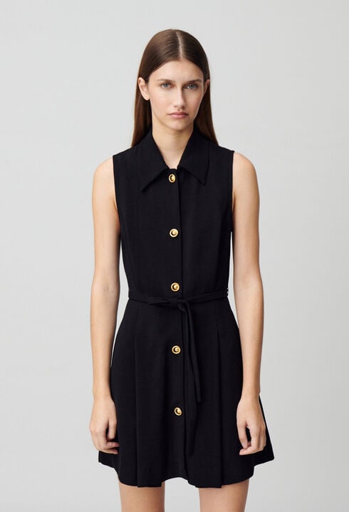 Ärmelloses kurzes Kleid