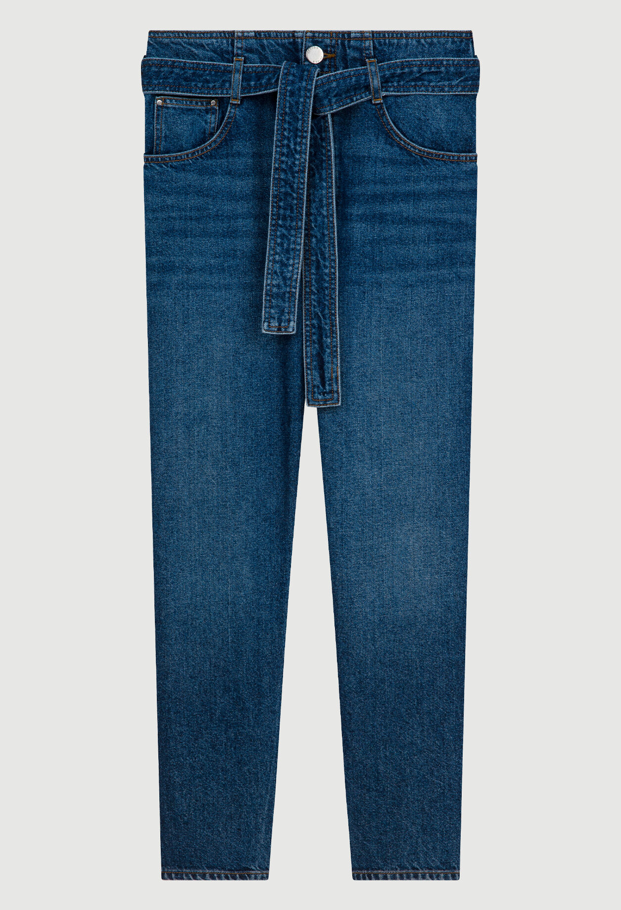 Jeans mit Gürtel