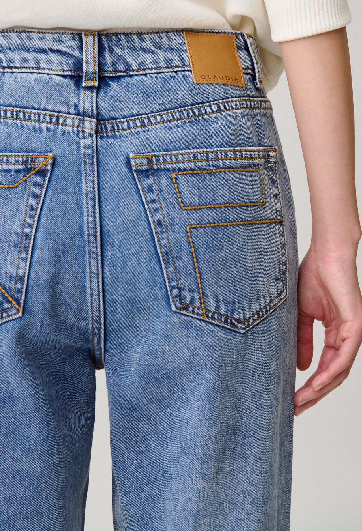 Verwaschene Denim-Jeans