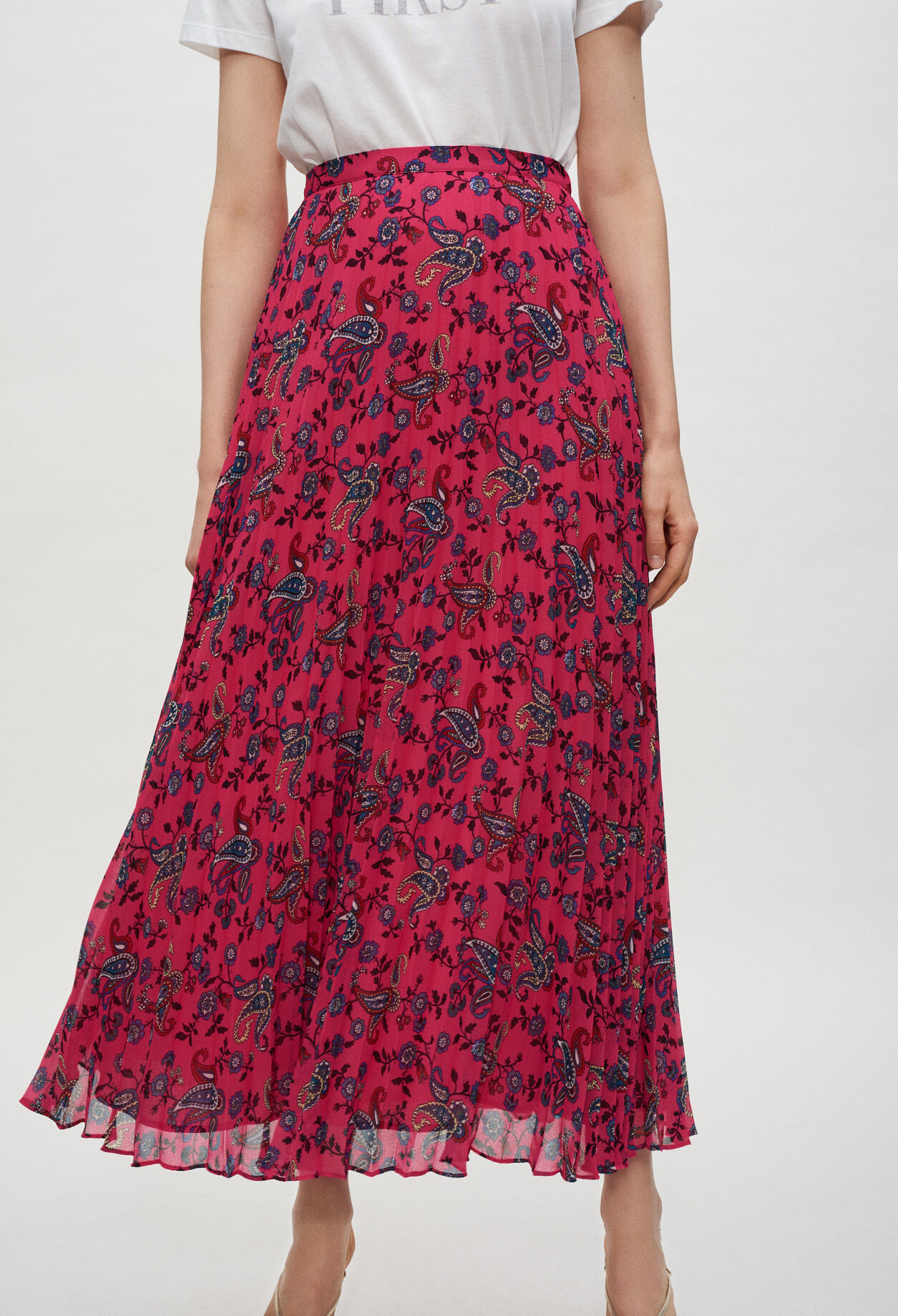 Langes Kleid mit Paisley-Muster