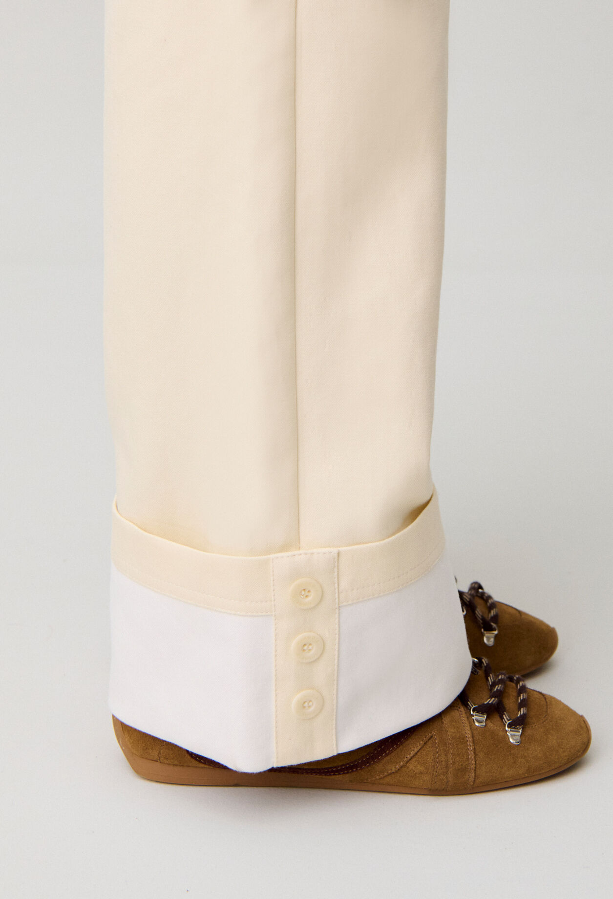 Elegante gerade Baumwollhose