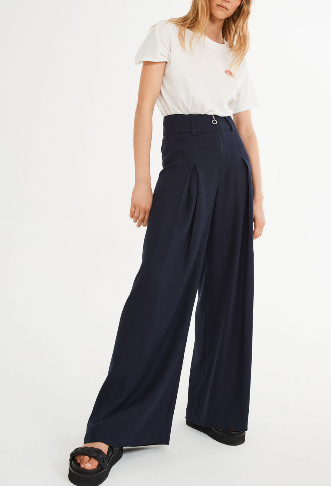 Lange Hose mit Kordelgürtel