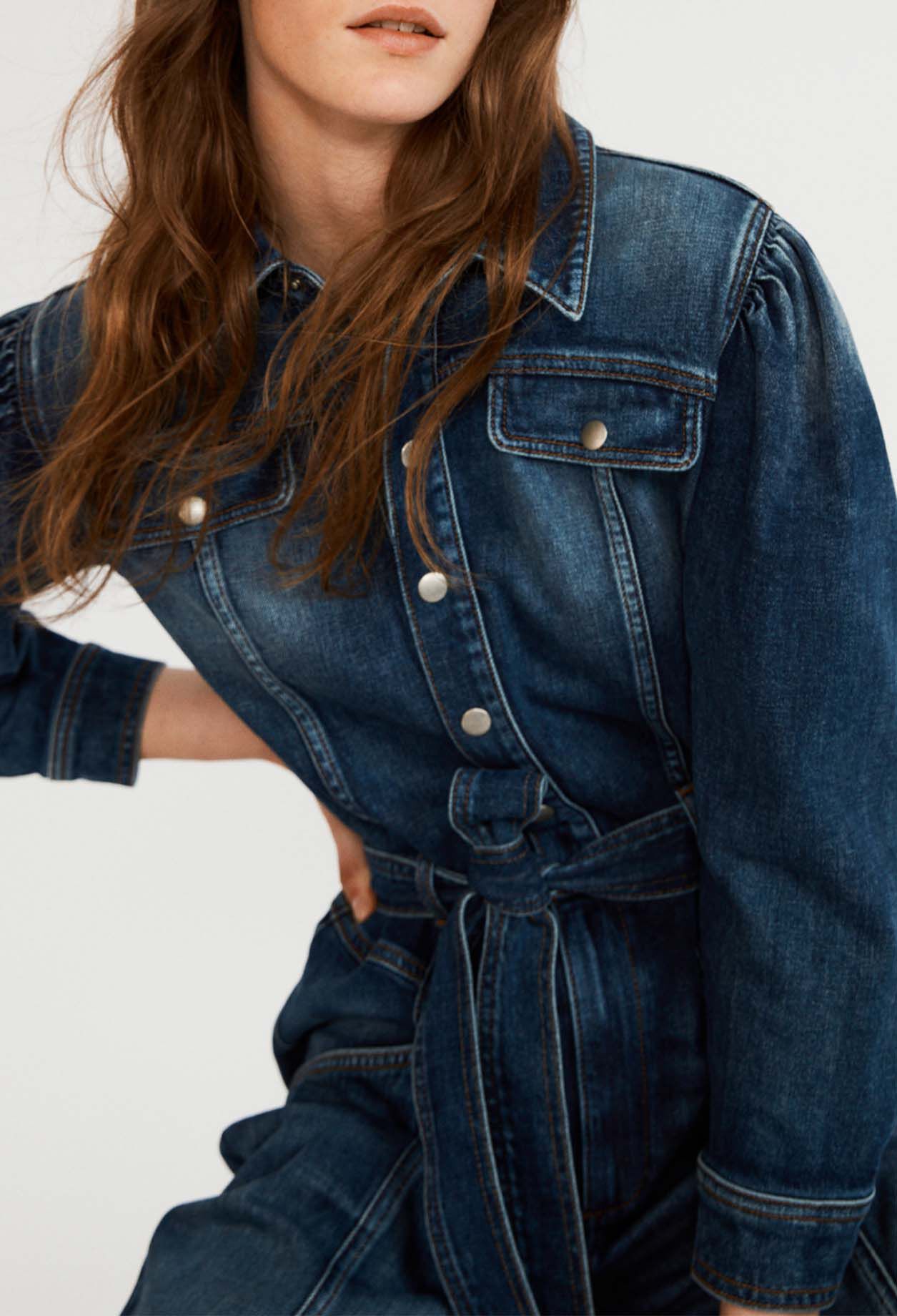 Umweltfreundlicher Denim-Anzug