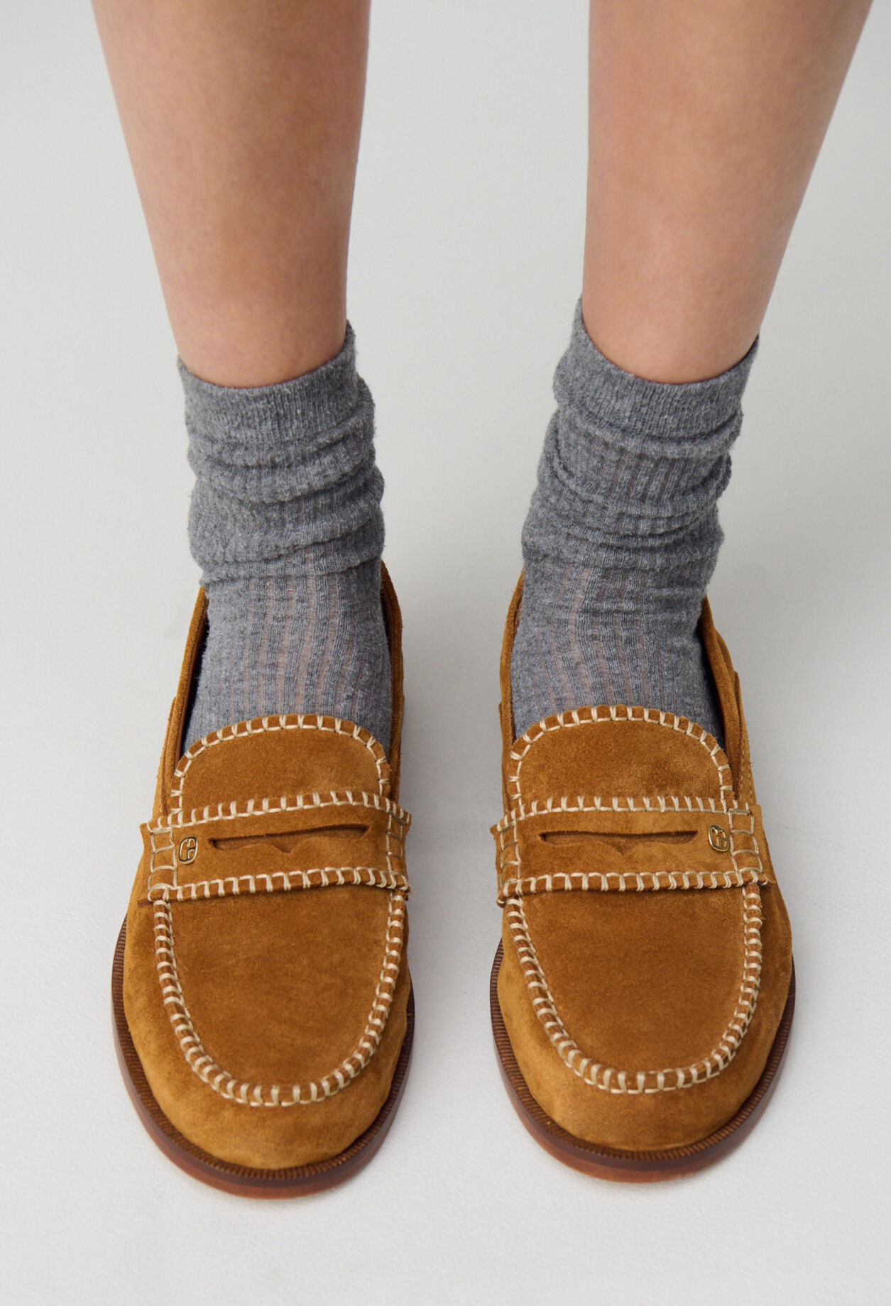 Wildleder-Mules mit Monogramm