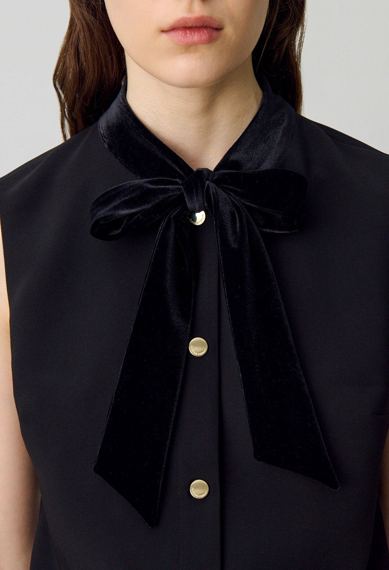 Bluse mit Schluppenkragen