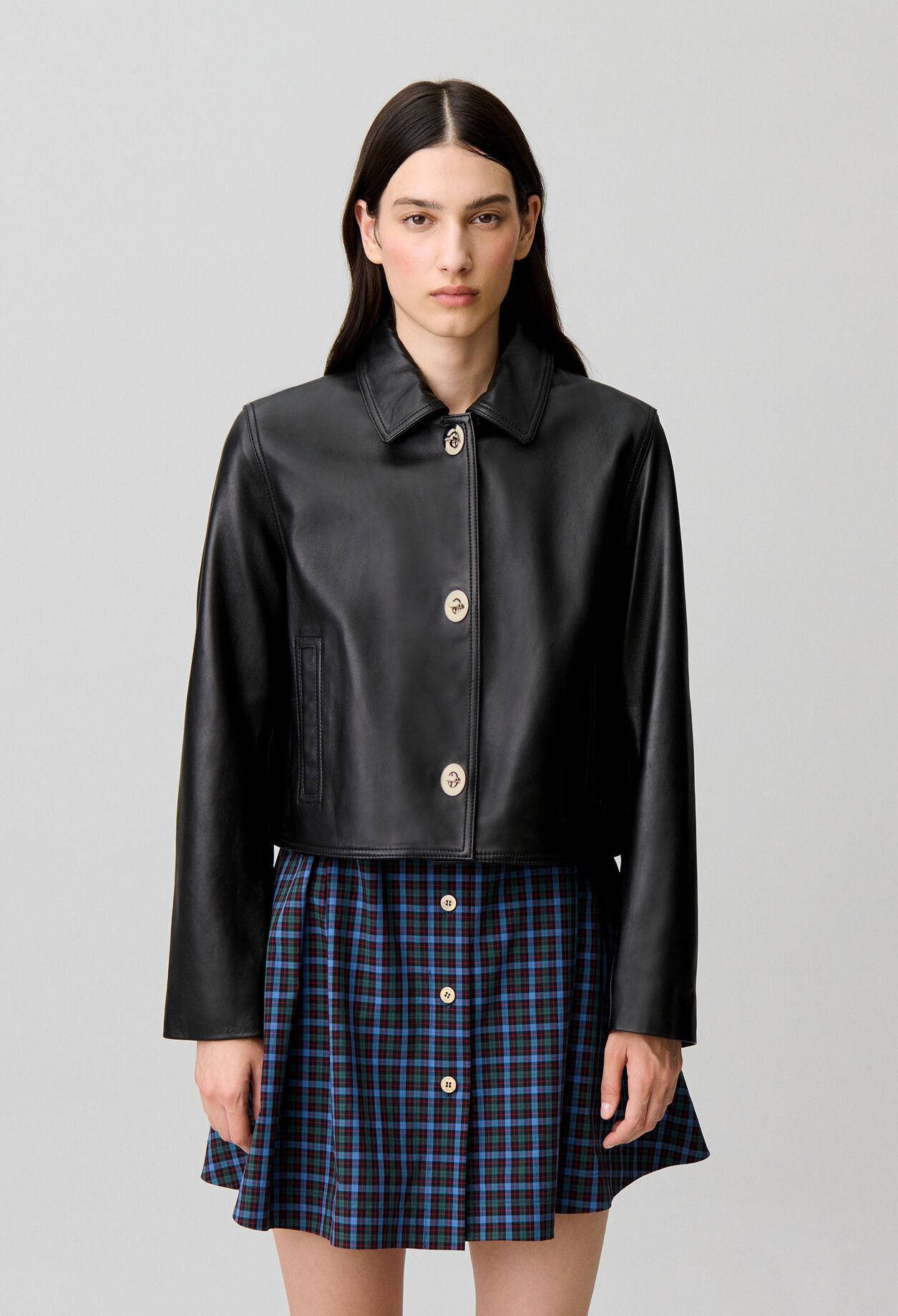 Kurze schwarze Lederjacke