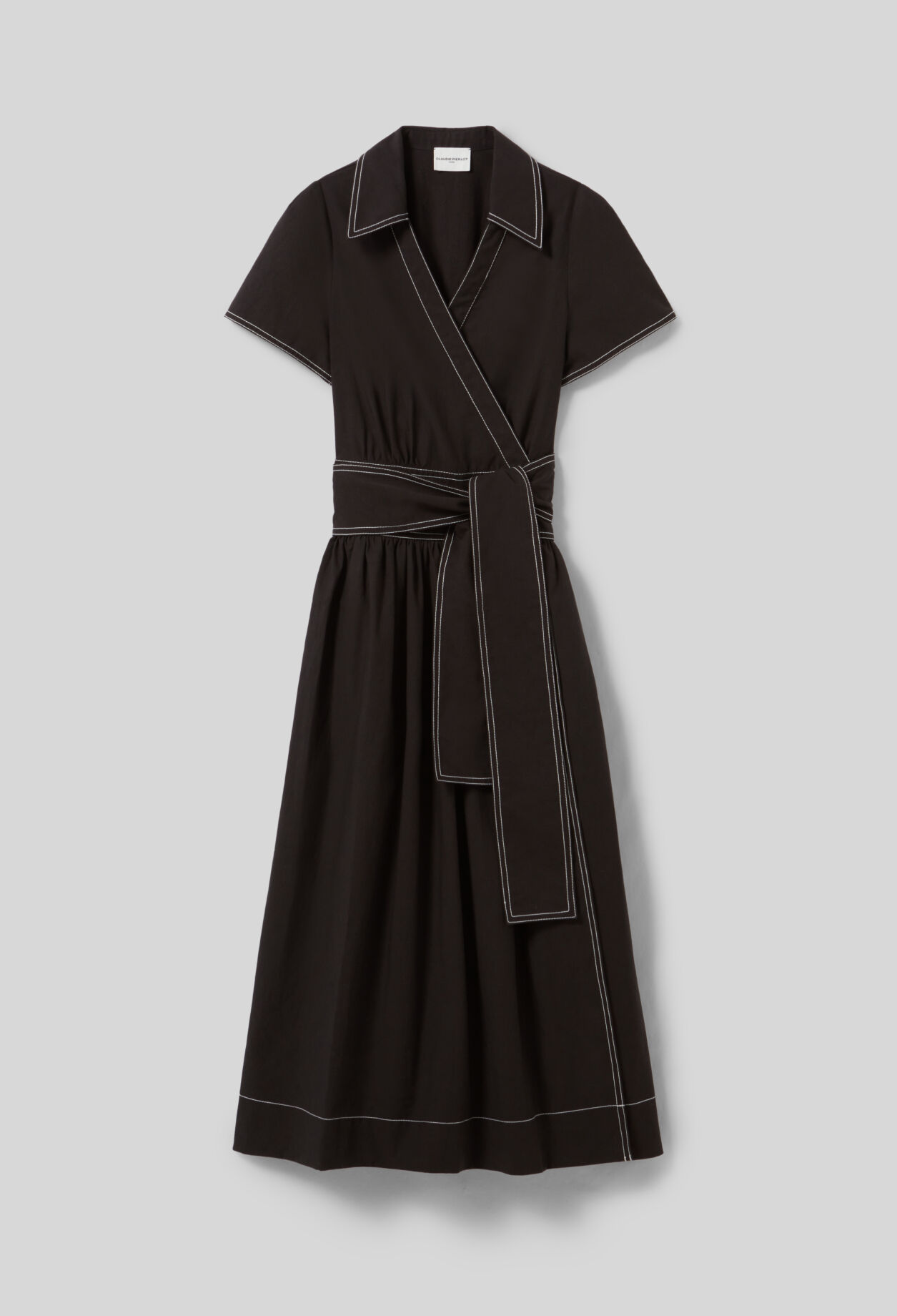 Langes Kleid mit Gürtel