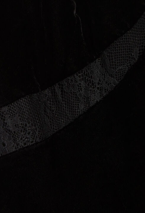 Midikleid aus schwarzem Samt