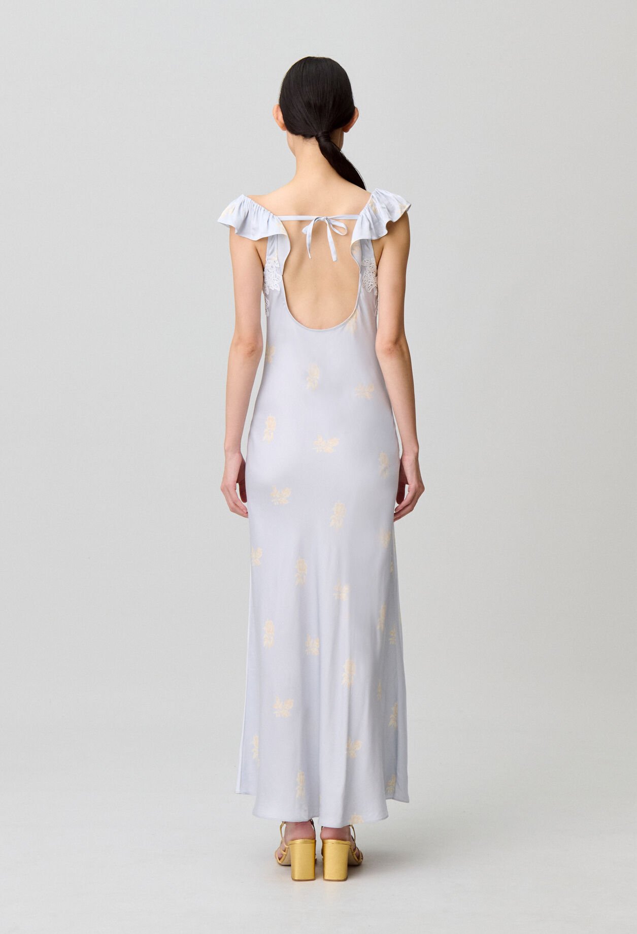 Satinkleid mit Blumen