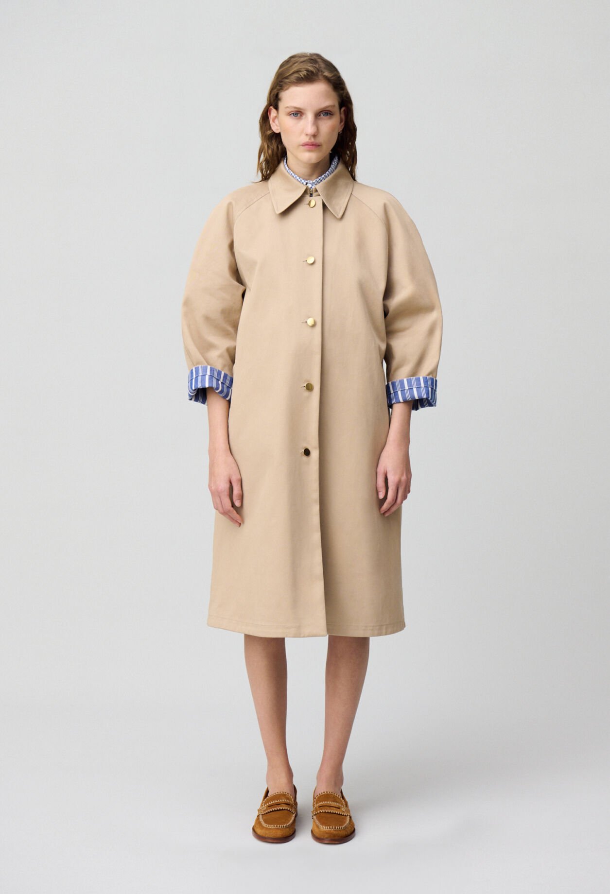 Mittellanger gerader Trenchcoat