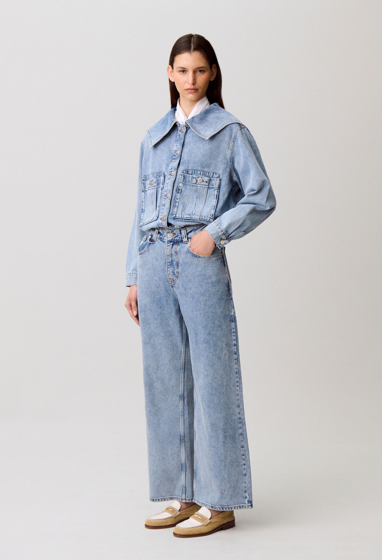 Denim-Jeans mit weitem Bein