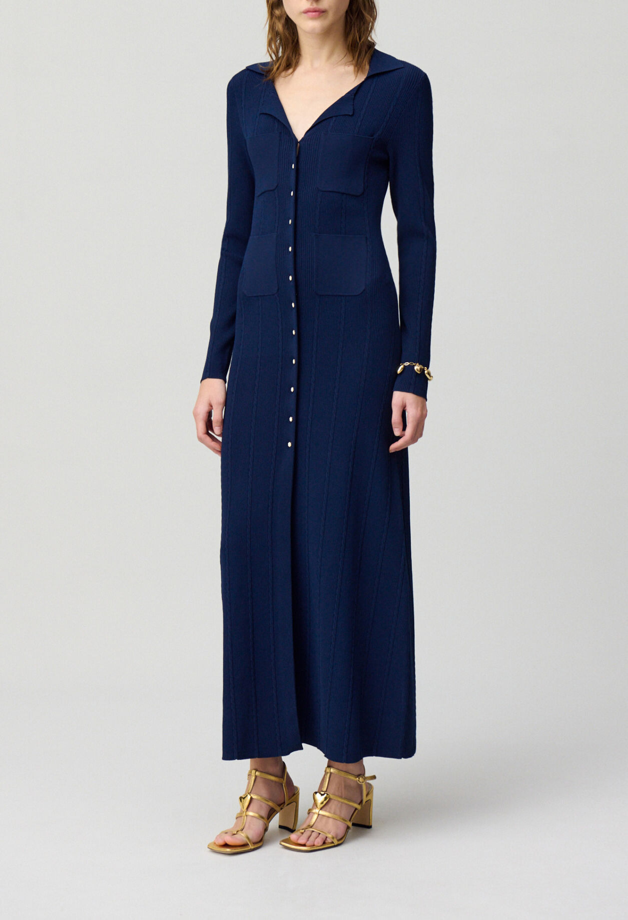 Knielanges Strickkleid