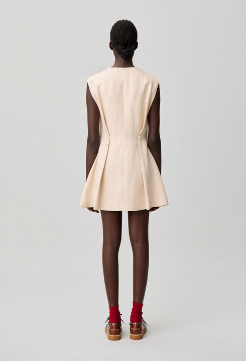&Auml;rmelloses kurzes Kleid
