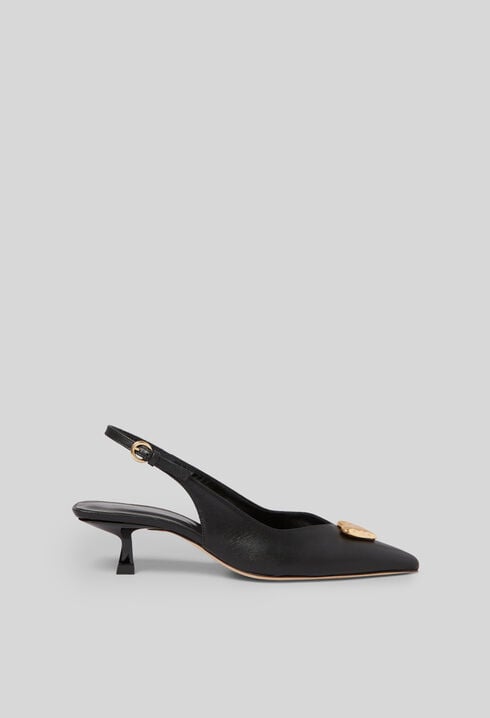 Pumps mit goldenem Herz