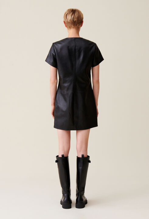 Kurzes Lederkleid mit Reißverschluss