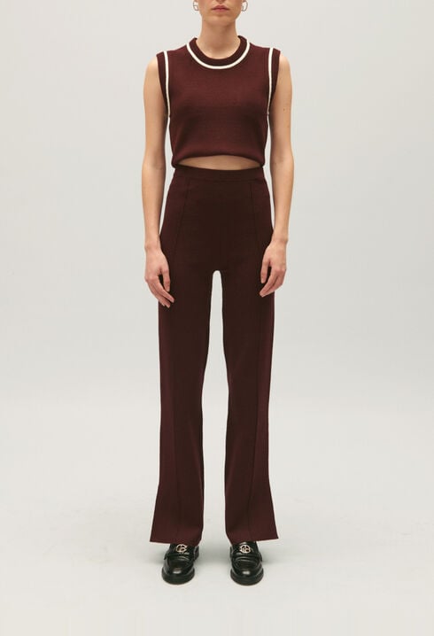Gerade Hose mit Knöchelschlitz