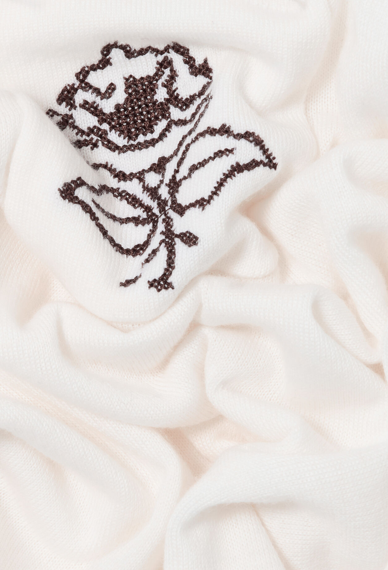 Strickpullover mit Blumenstickerei