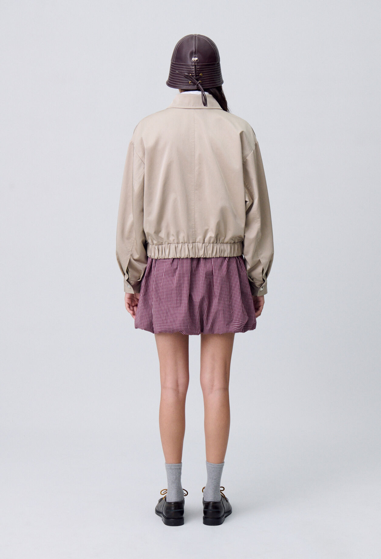 Übergroße Reißverschlussjacke