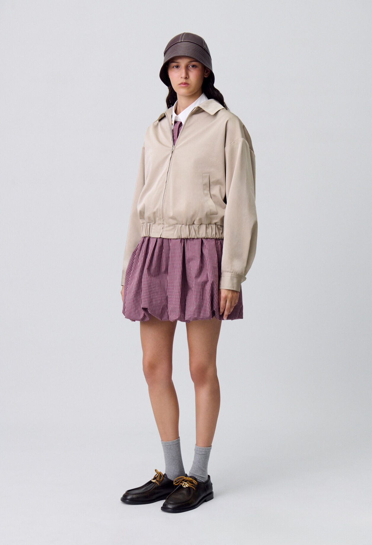 Übergroße Reißverschlussjacke