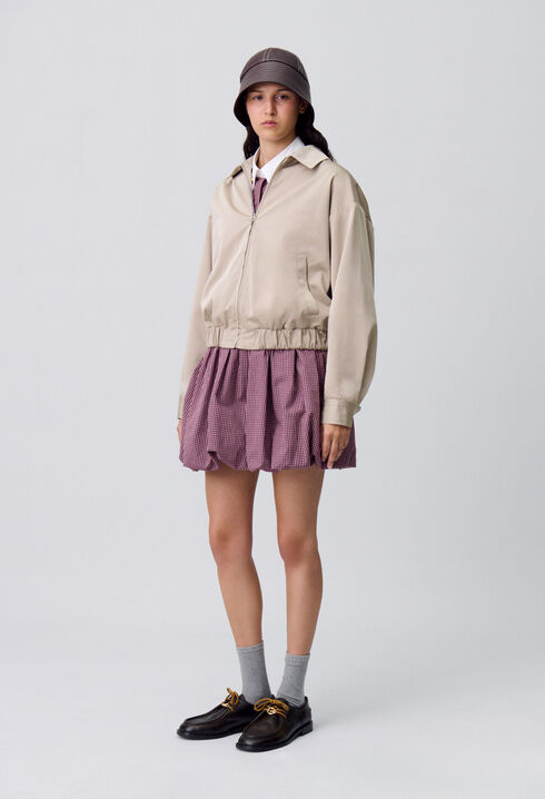 Übergroße Reißverschlussjacke