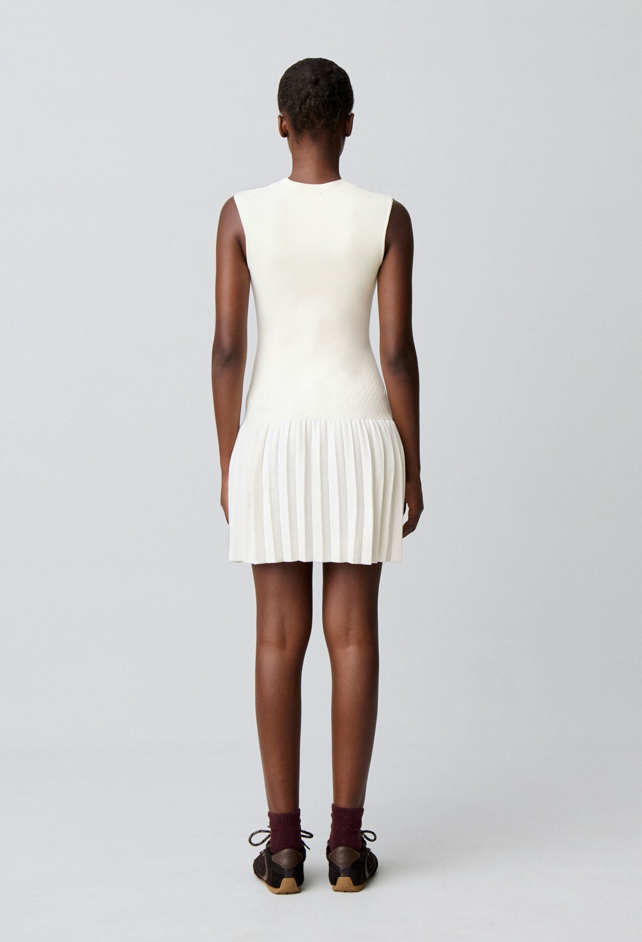 Kurzes Strickkleid