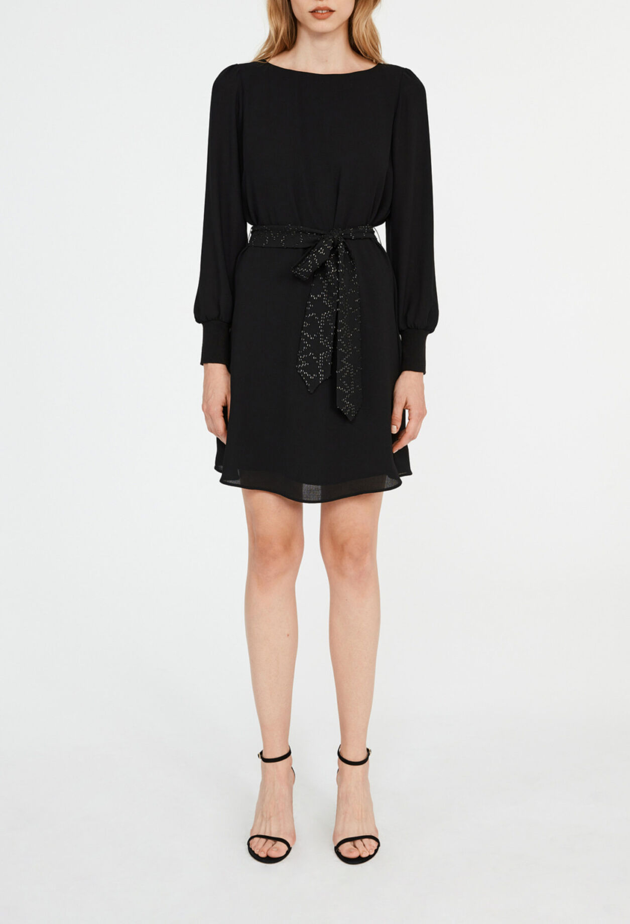 Kleid zum Binden mit Gürtel