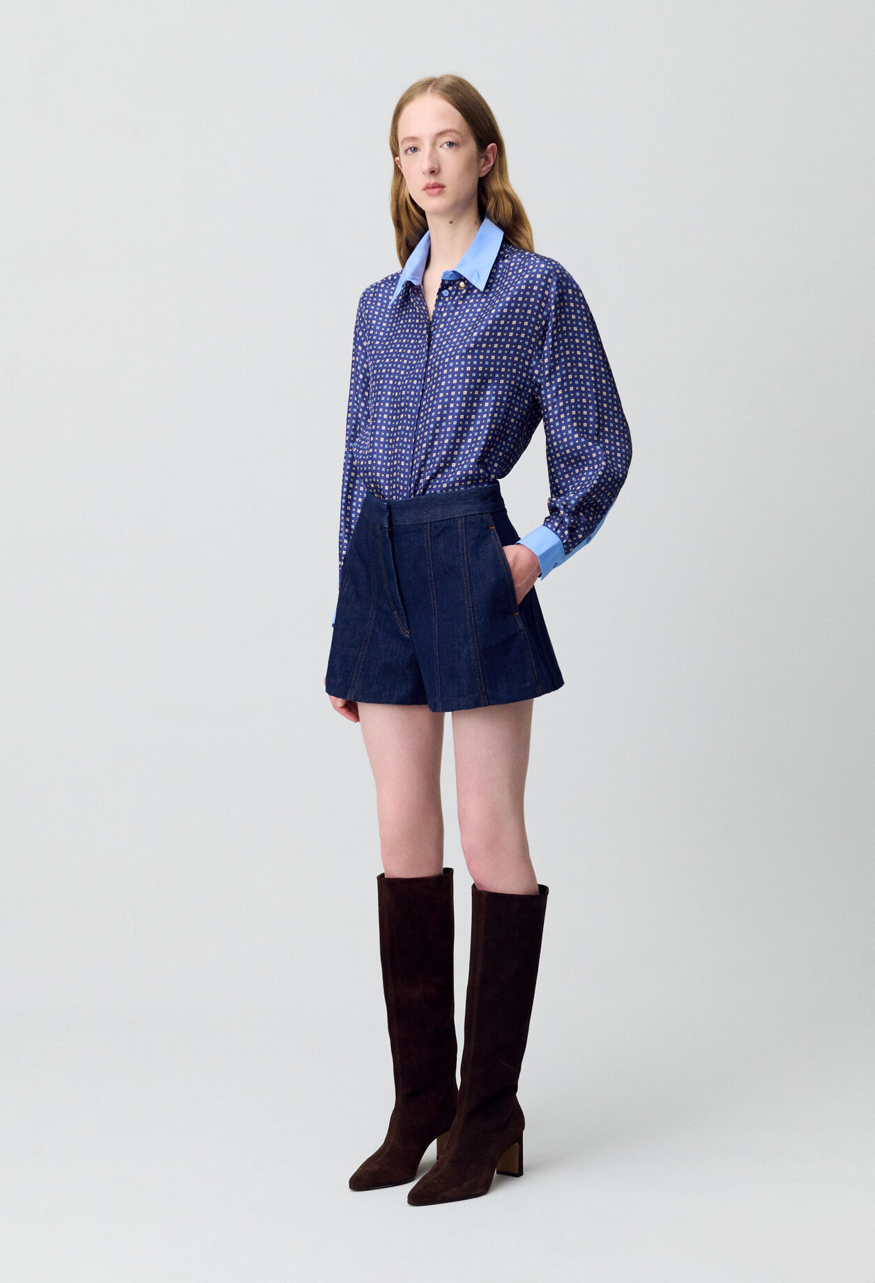 Kurze Jeans-Shorts in Raw Denim