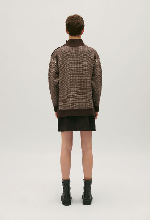 Zweifarbiger Strickpullover