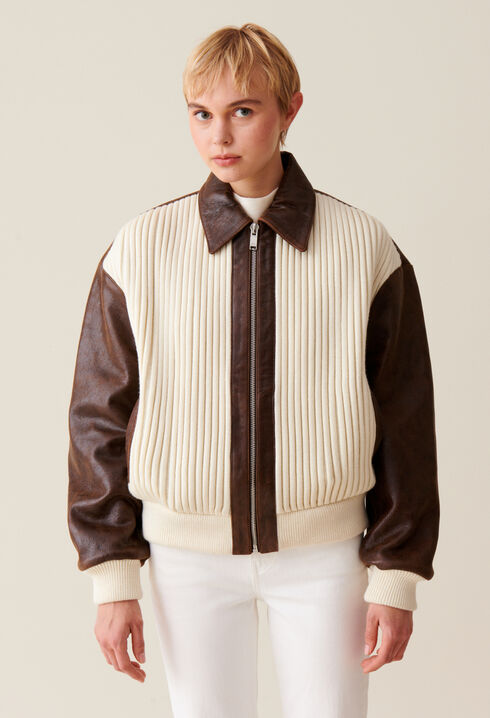 Braune Bomberjacke aus Materialmix