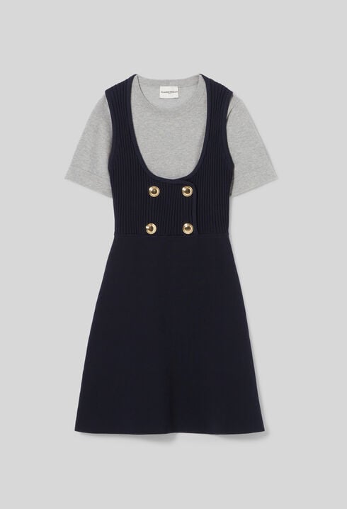 Kurzes Strickkleid im T-Shirt-Stil