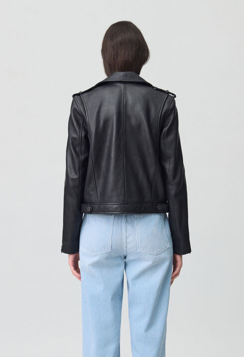 Jacke aus genarbtem schwarzem Leder 