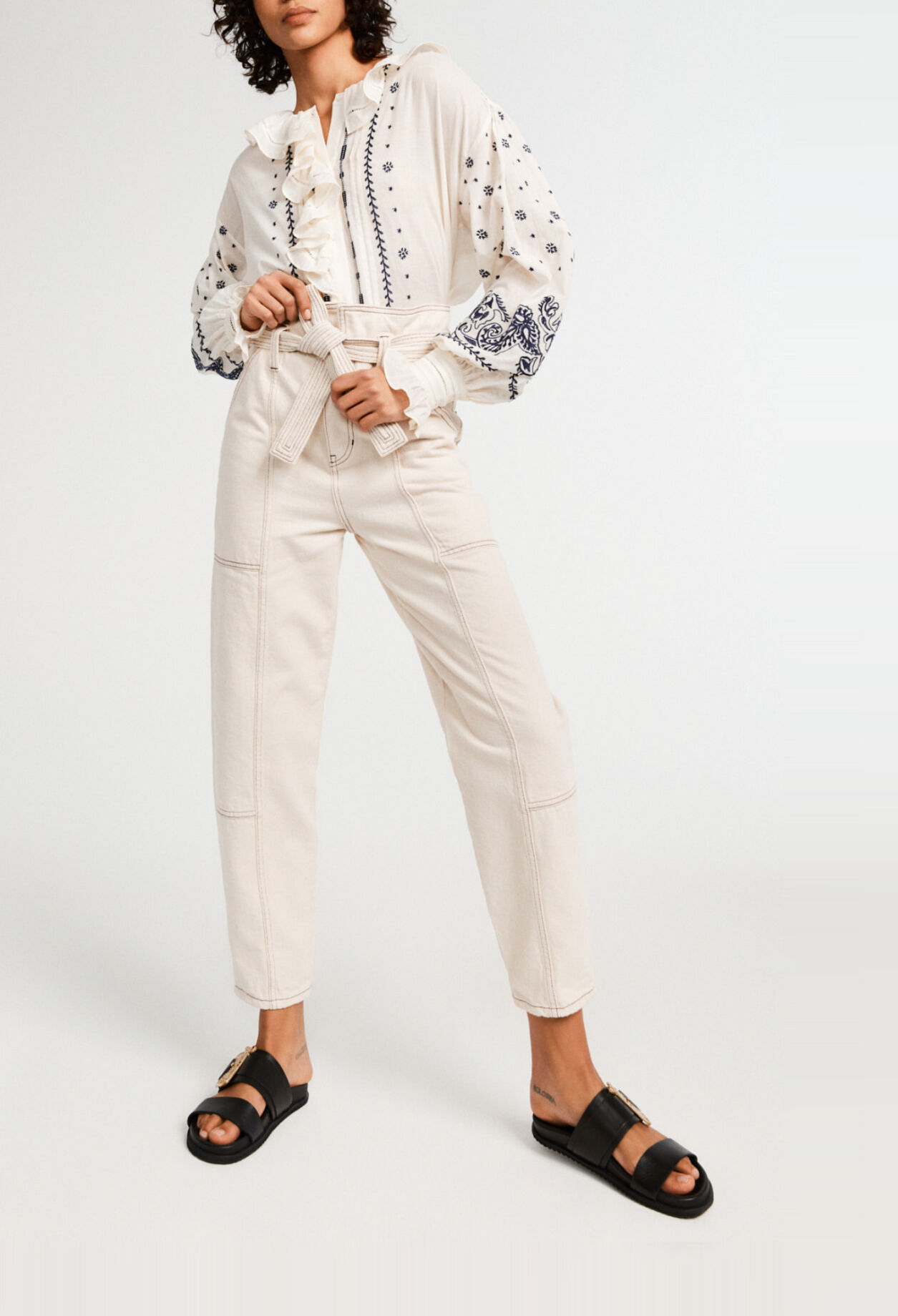 Jeans mit hoher Taille
