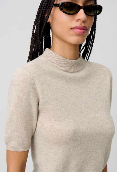 Wollpullover mit Stehkragen