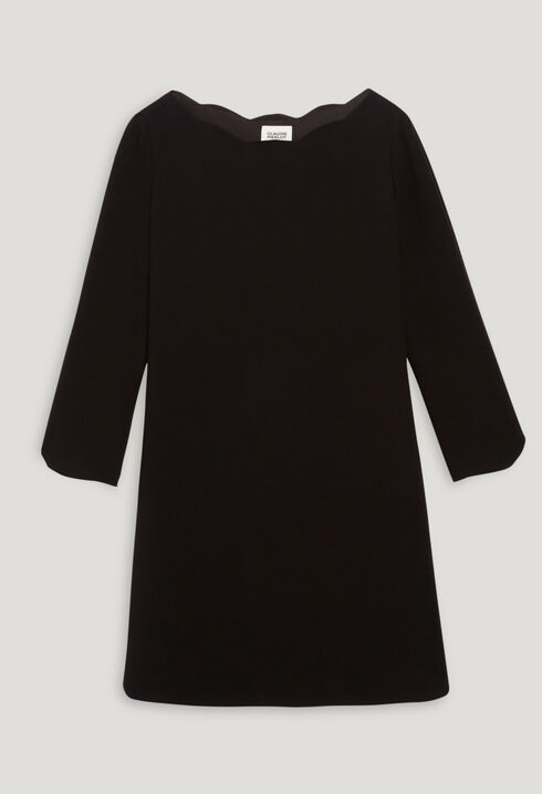 Kurzes schwarzes Kleid