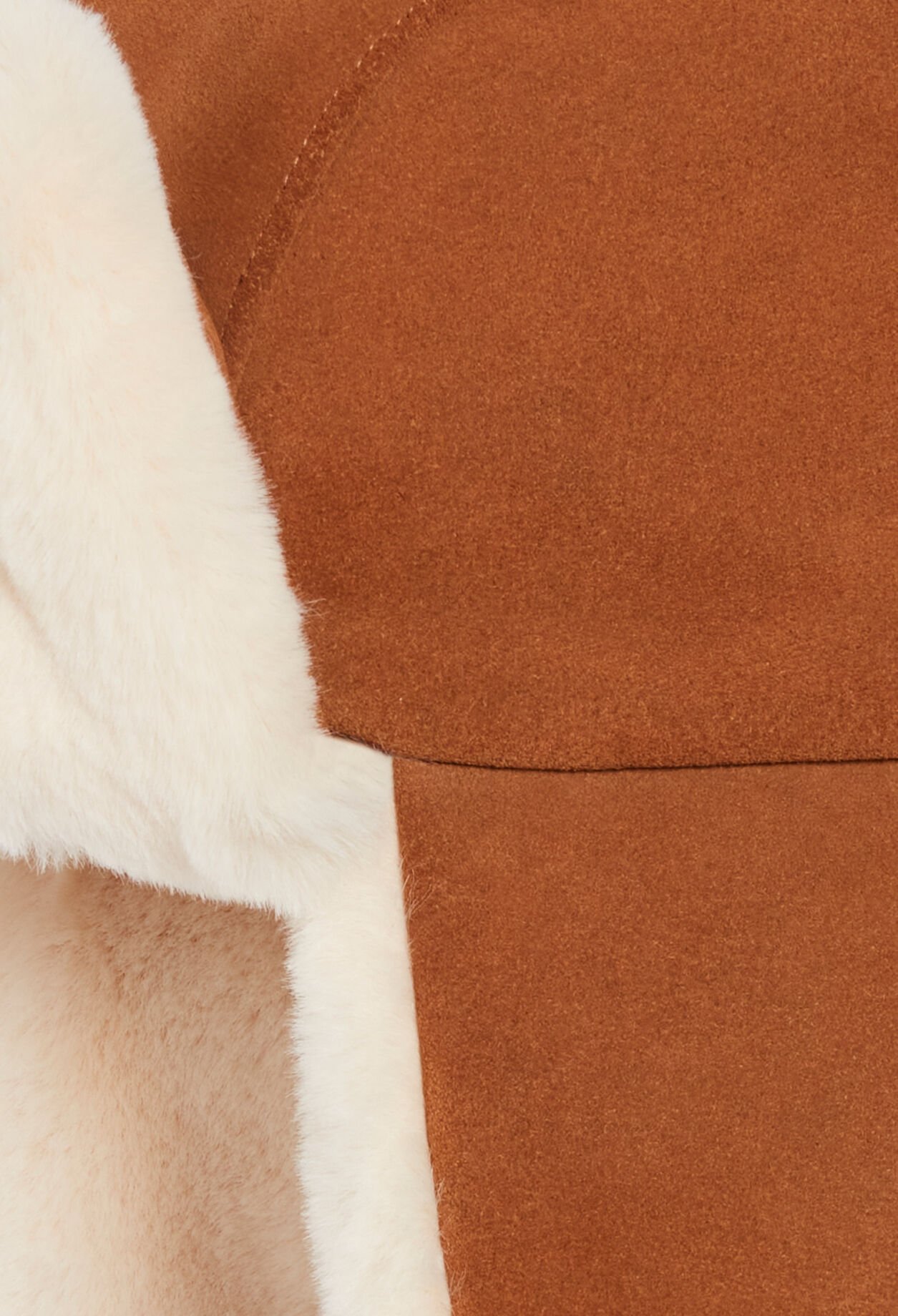 Chapka aus Wildleder