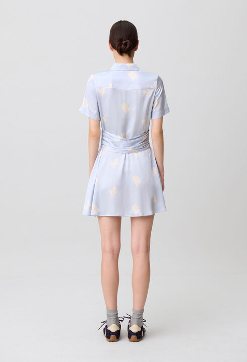 Satinkleid mit Blumen