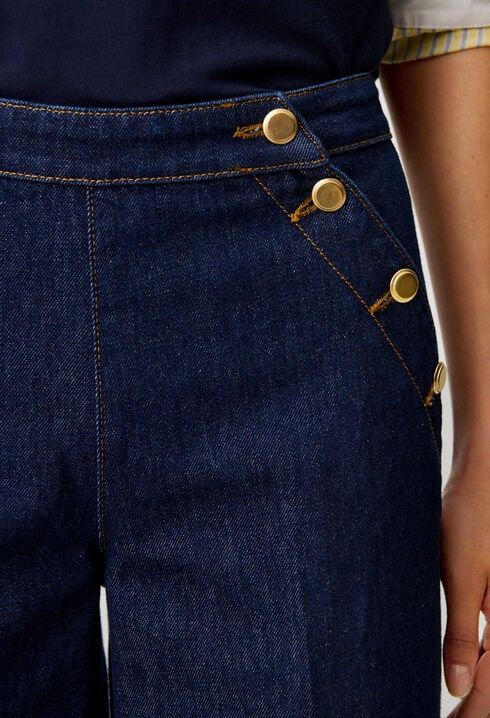 Weite Marlene-Jeans mit Knopfleiste