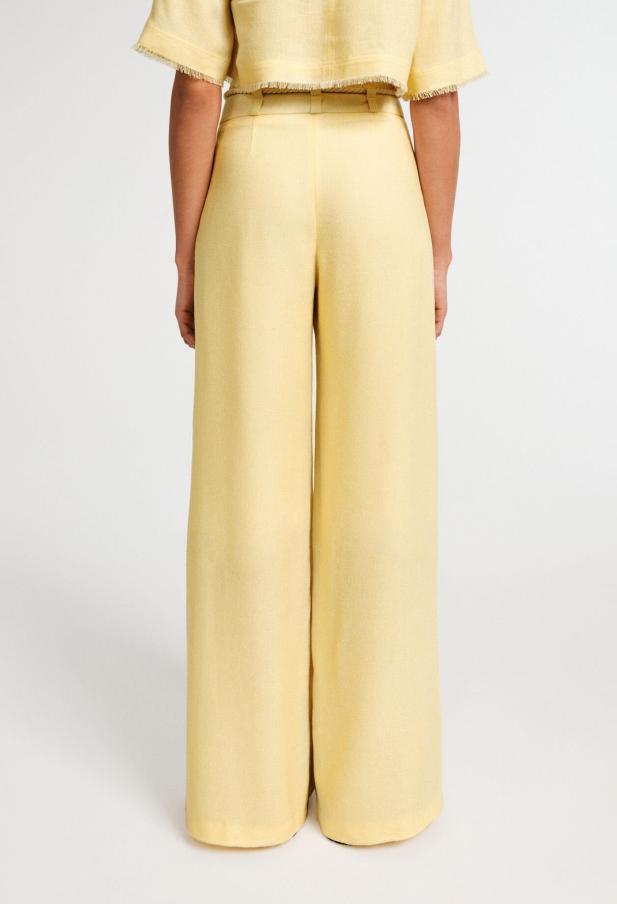 Lange Hose mit Kordelgürtel